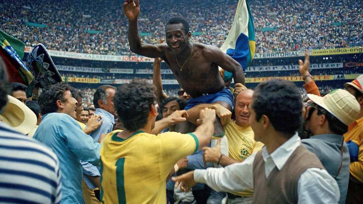 The 1970 FIFA World Cup Final — Pelé celebrating the World Cup