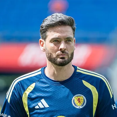Craig Gordon portrait