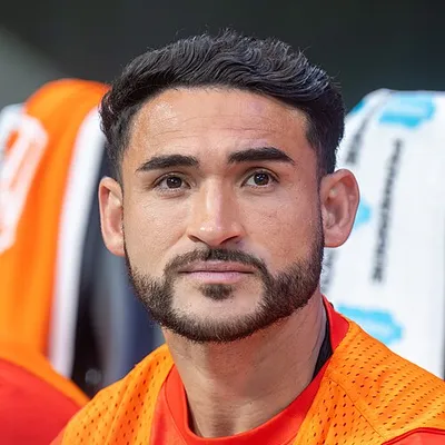 Cristian Roldan portrait