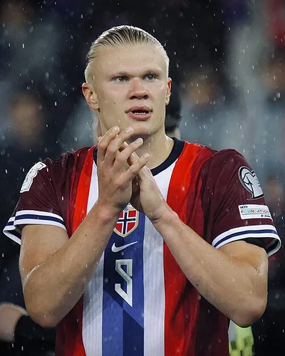 Erling Haaland — Norway 3 - Italy 0. World Cup 2026 Qualification
