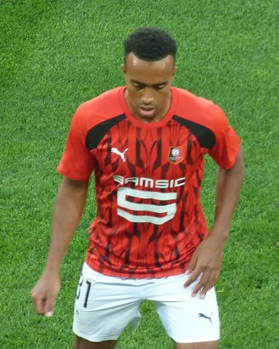 Guela Doué — Guéla Doué lors du match RC Lens / Stade Rennais, comptant pour la 2ème journée du championnat de France de Ligue 1 de football, le 20 août 20