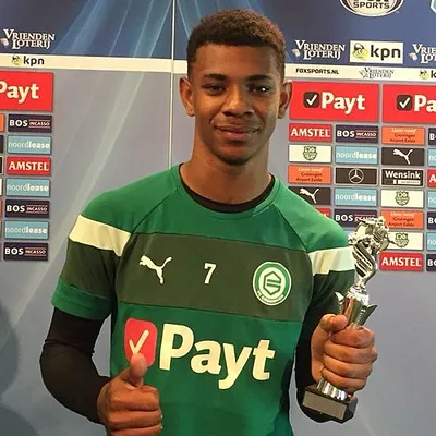 Juninho Bacuna portrait