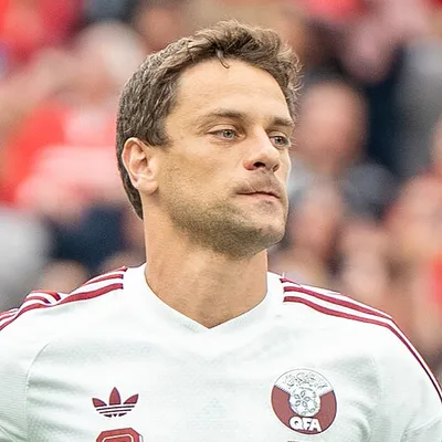 Lucas Mendes portrait