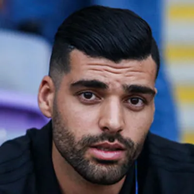 Mehdi Taremi portrait
