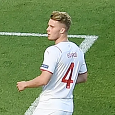 Nico Elvedi portrait
